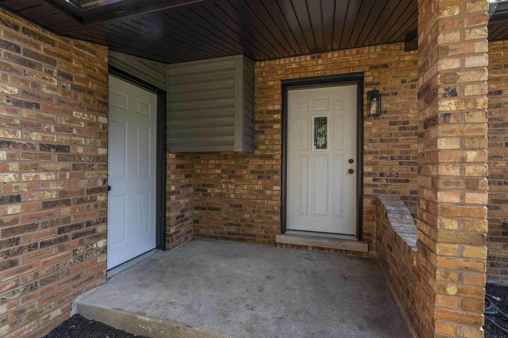 5301 Imperial DR, Richton Park, IL 60471