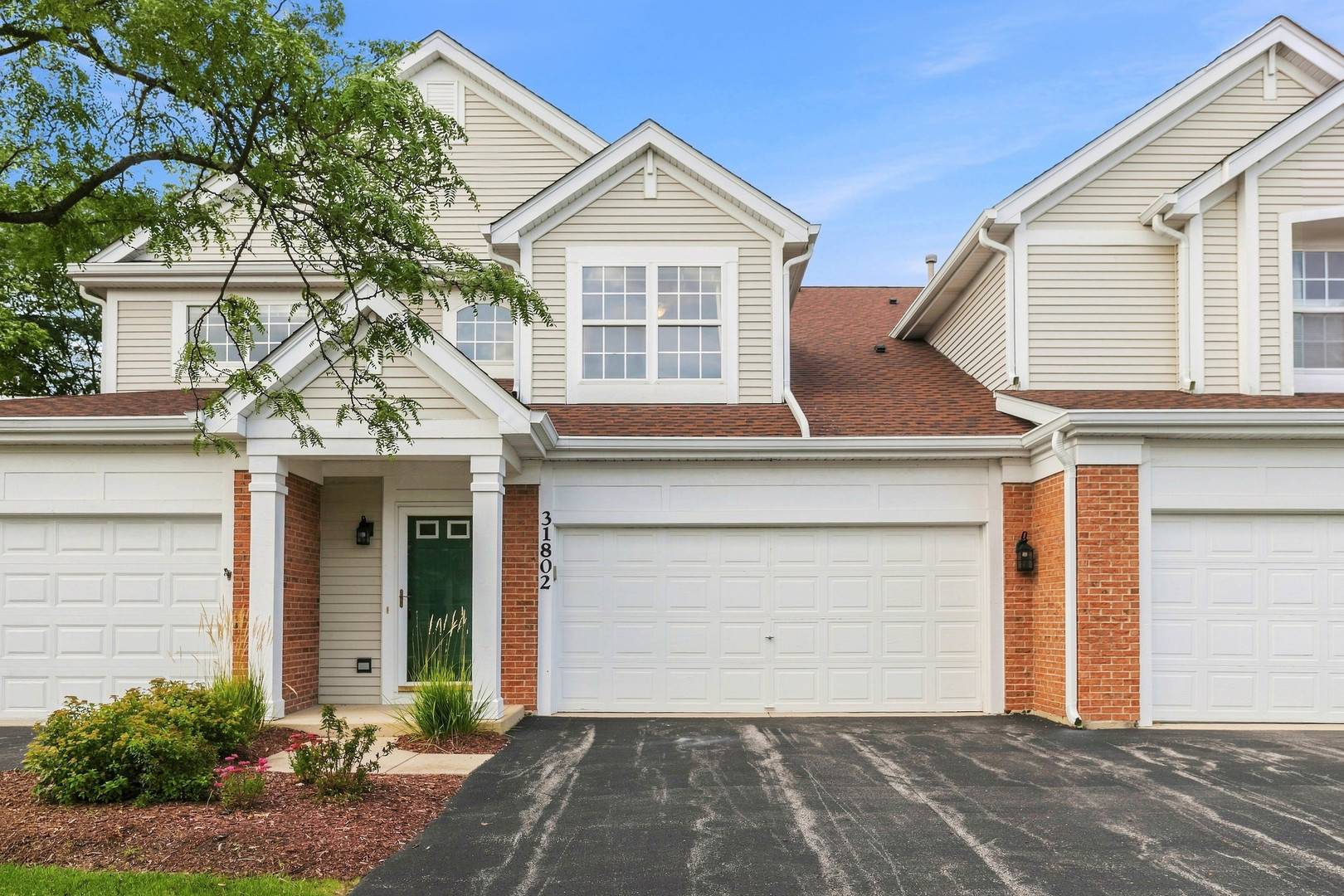 31802 Mccormick LN #31802, Warrenville, IL 60555