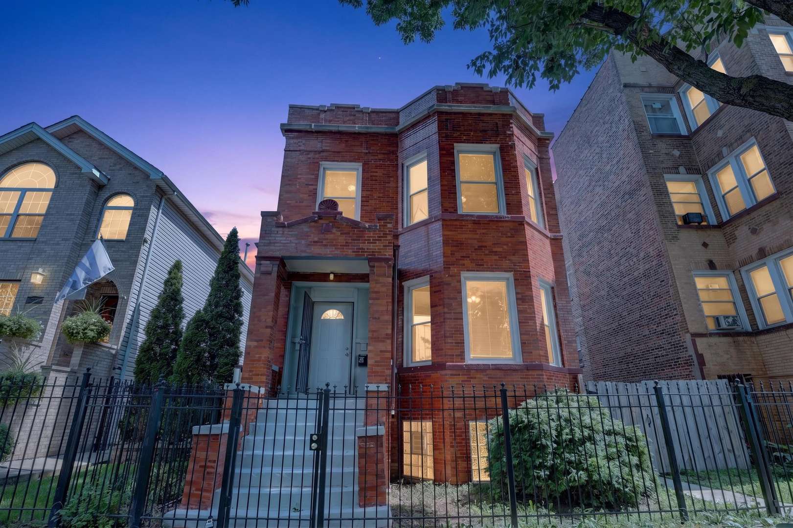 1541 S Tripp AVE, Chicago, IL 60623