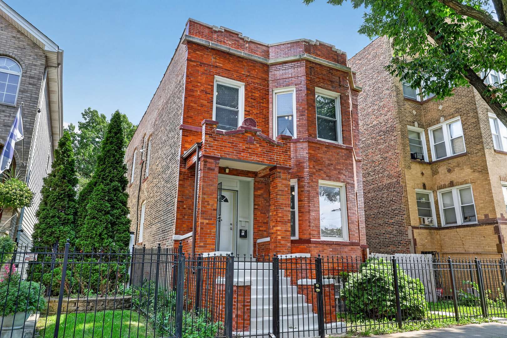 1541 S Tripp AVE, Chicago, IL 60623