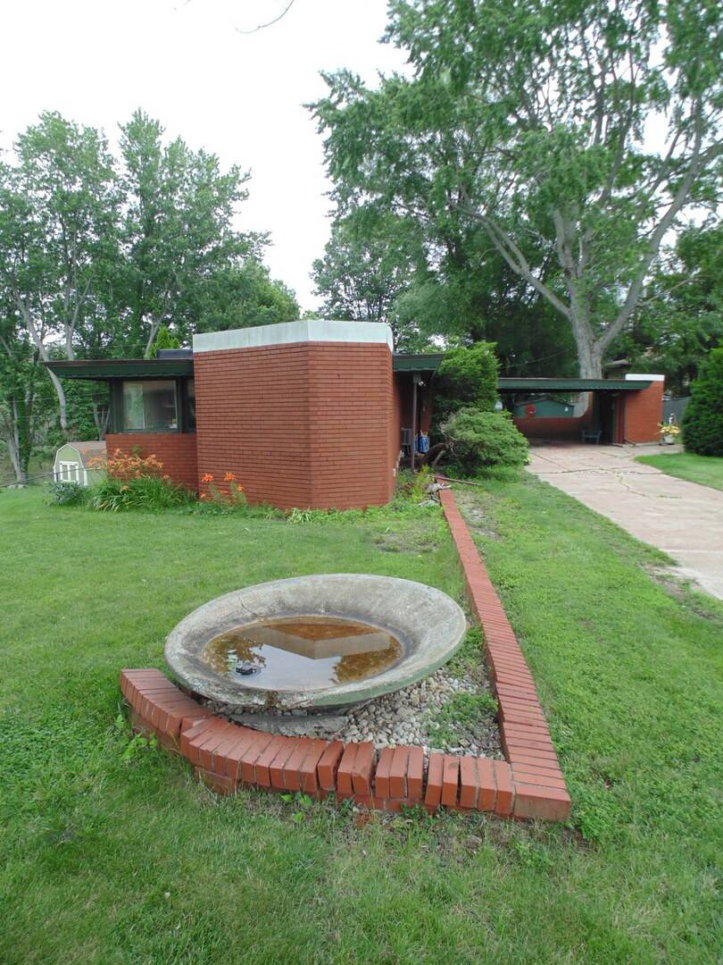 3421 Shelby ST, Hobart, IN 46342