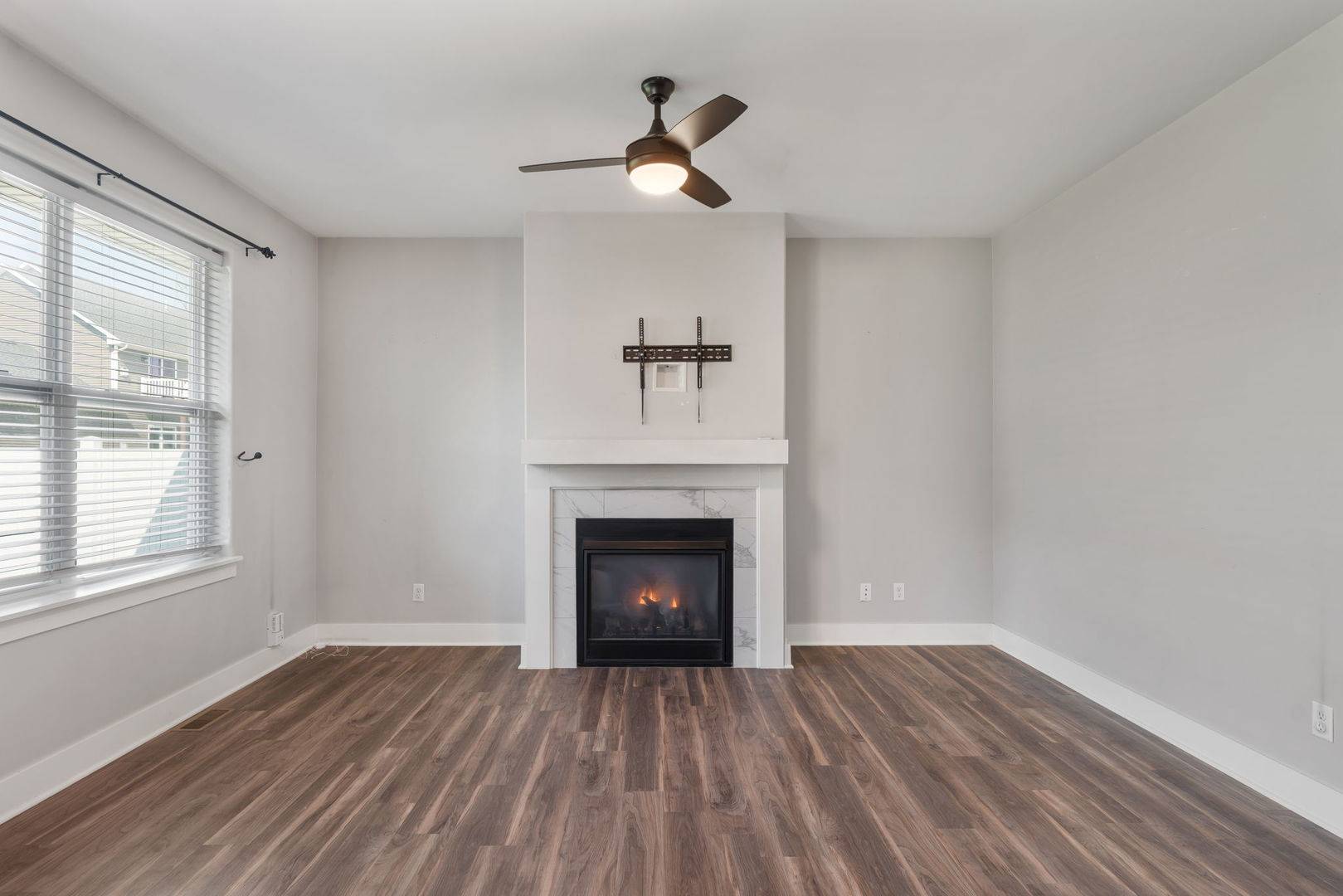 3044 Mary Leigh DR, Bettendorf, IA 52722