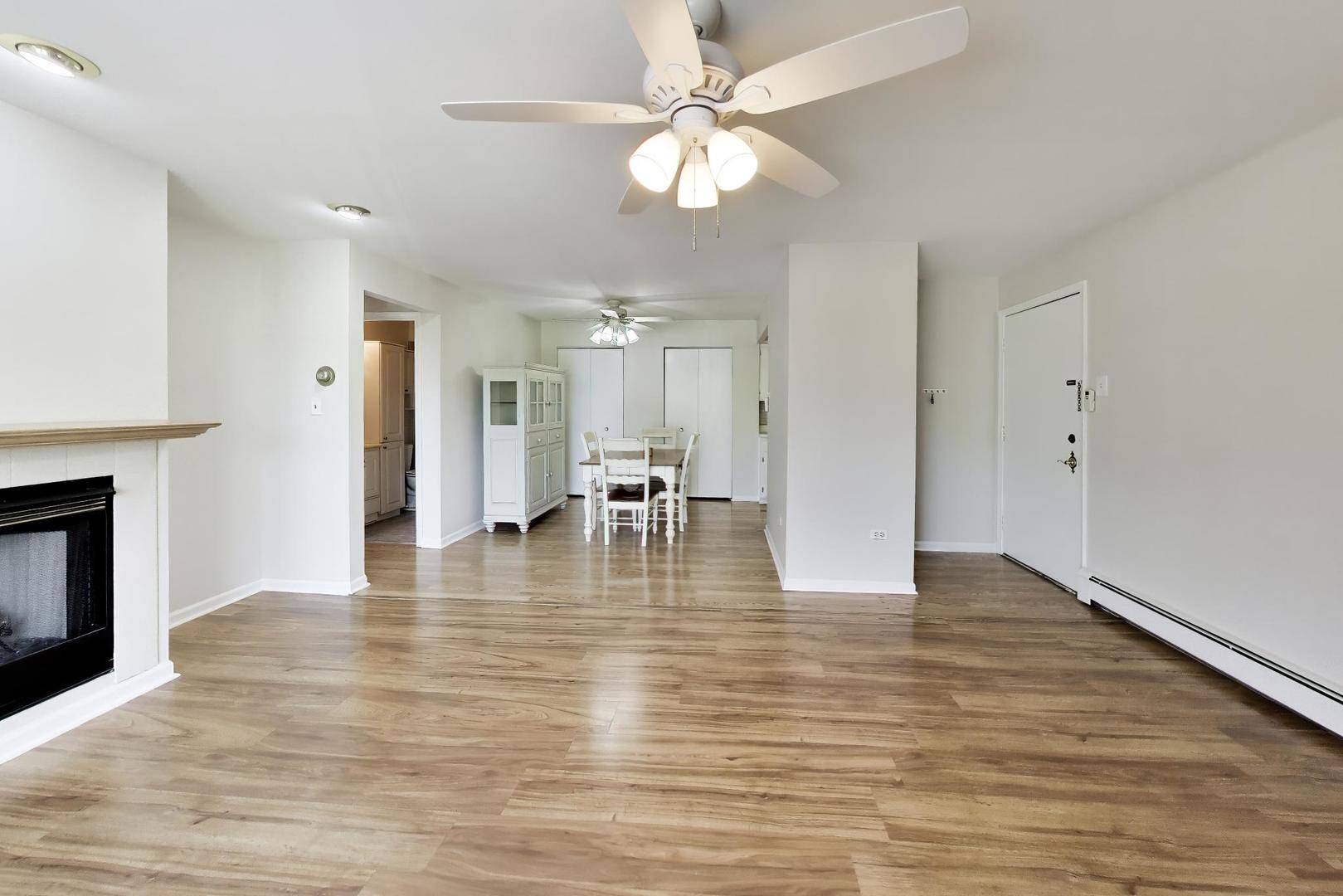 10820 Kilpatrick AVE #3NW, Oak Lawn, IL 60453