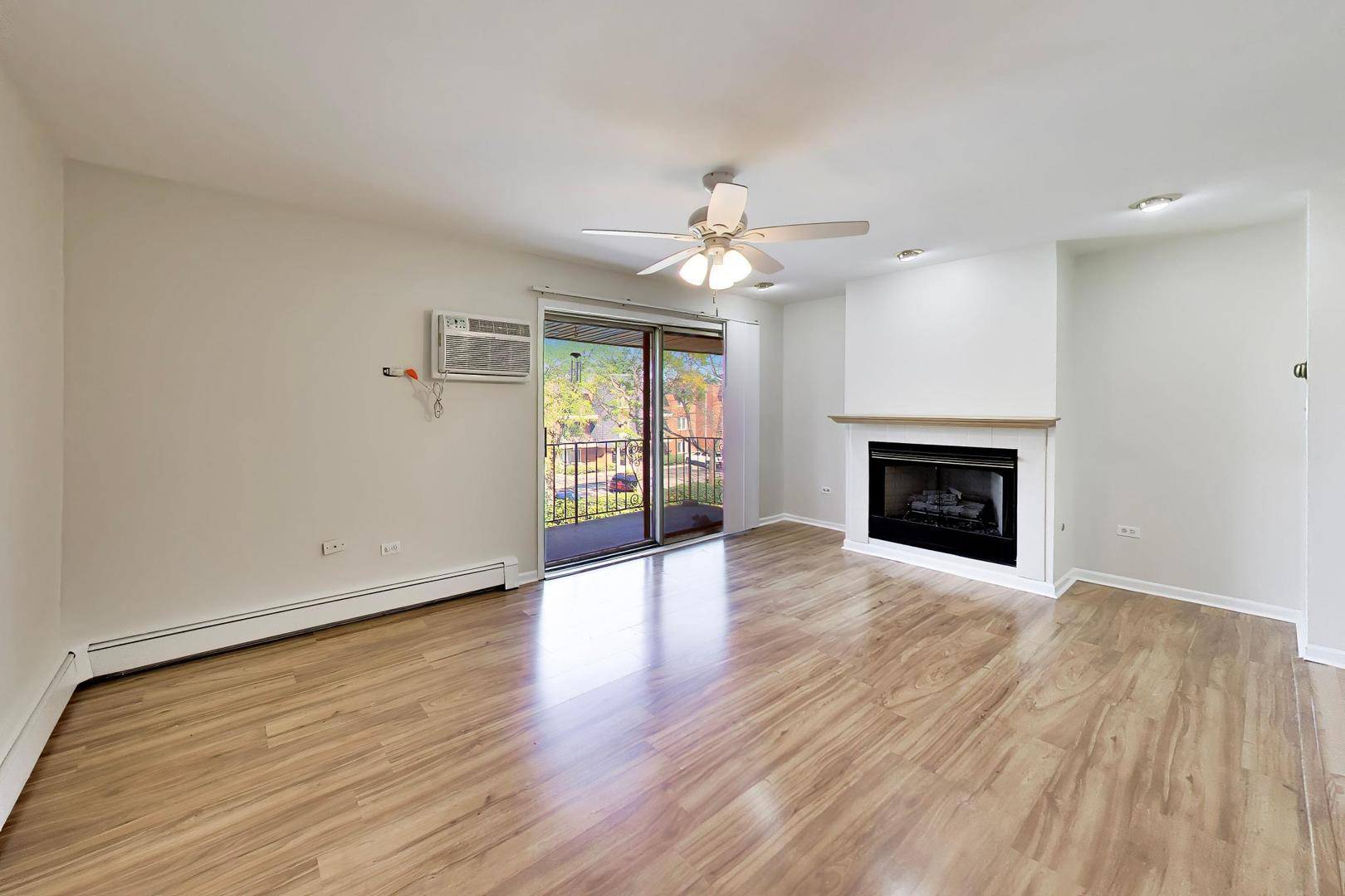 10820 Kilpatrick AVE #3NW, Oak Lawn, IL 60453
