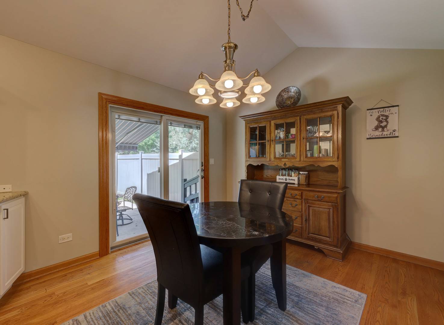 27W719 Sycamore ST, West Chicago, IL 60185