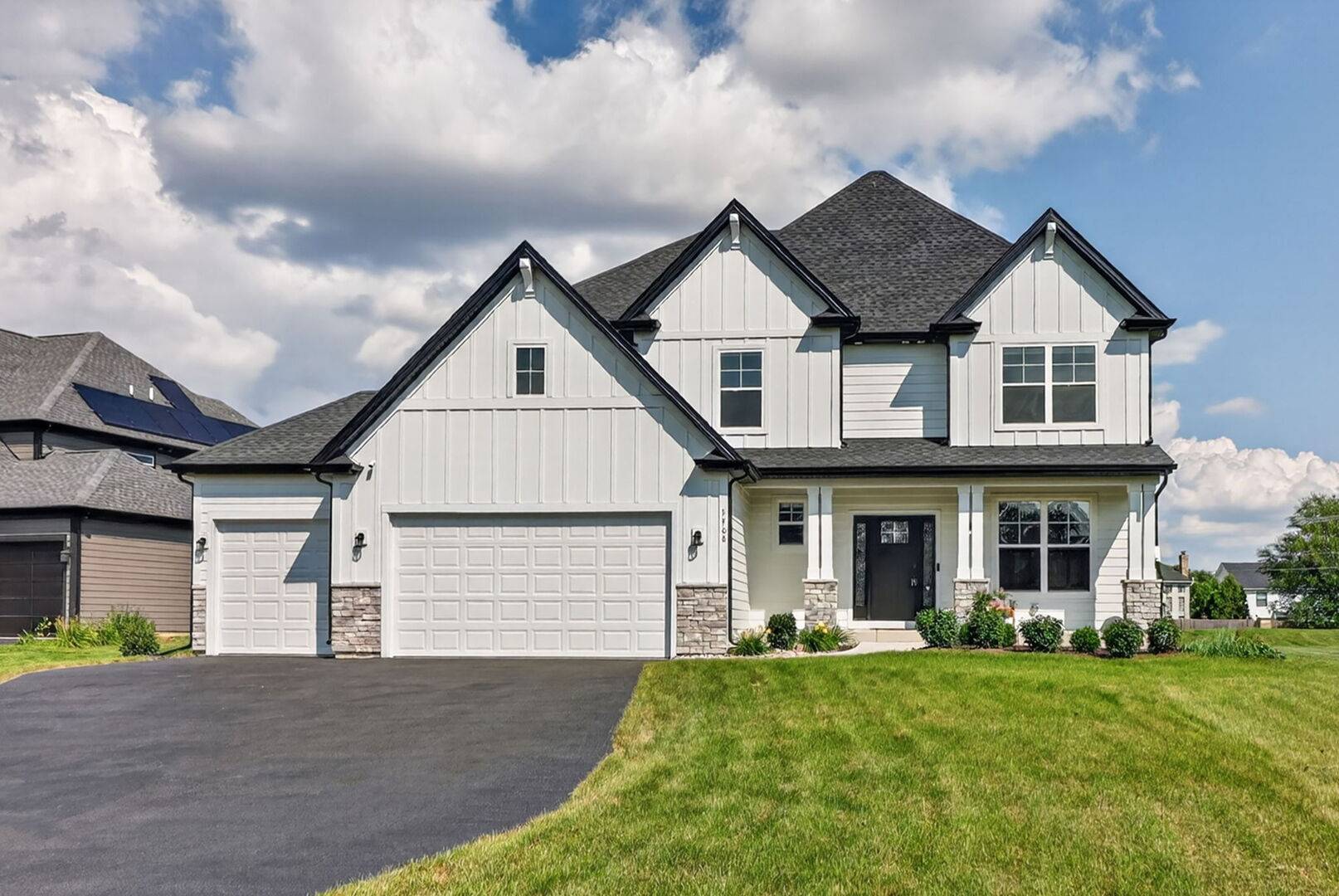 3908 Nannyberry ST, Naperville, IL 60564
