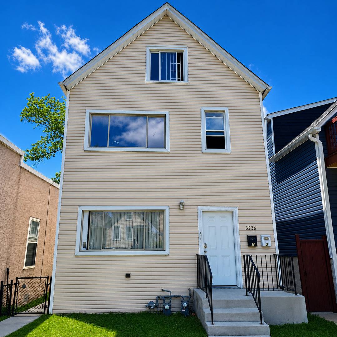 3236 S 49th AVE, Cicero, IL 60804