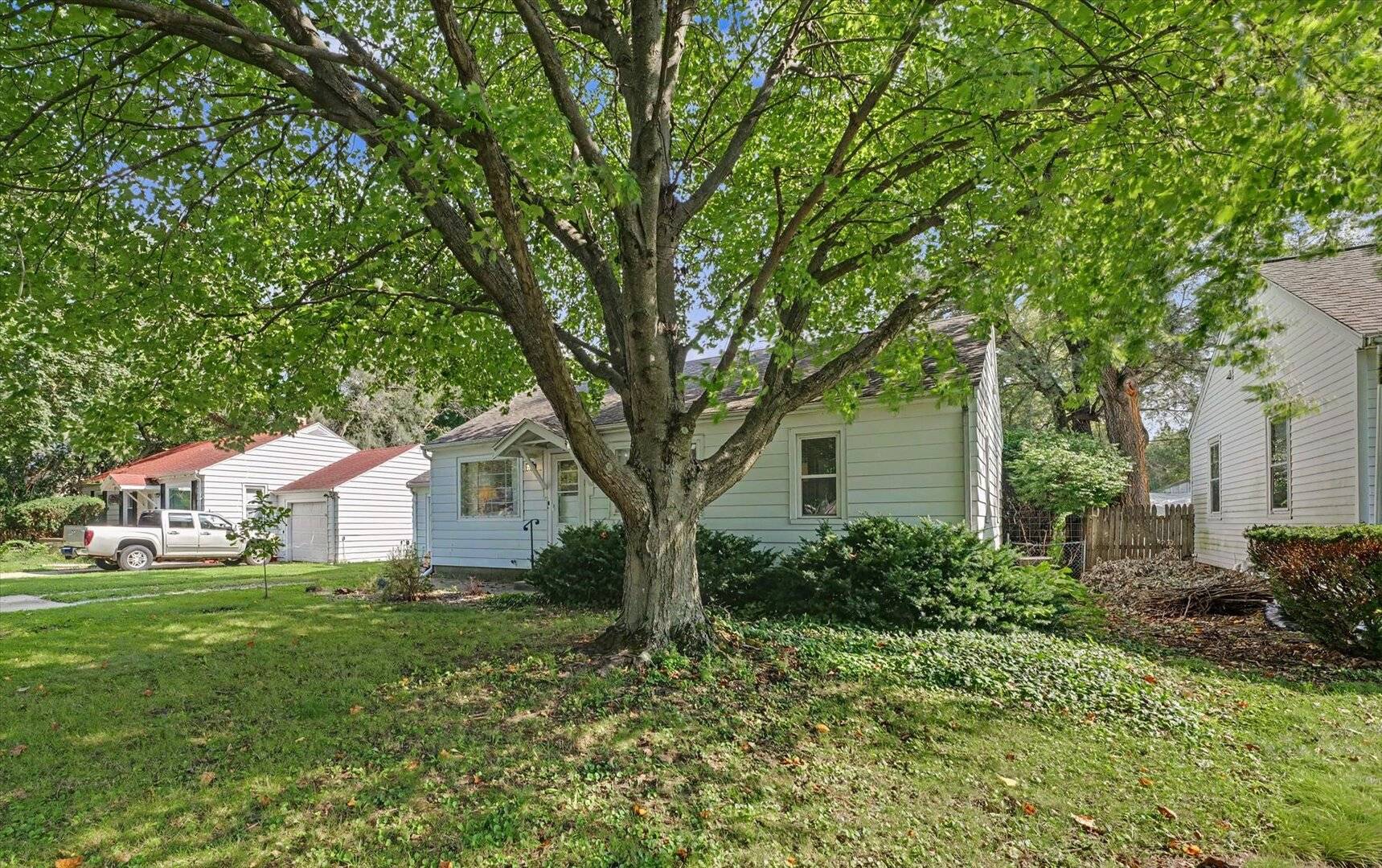 815 Balboa RD, Champaign, IL 61820