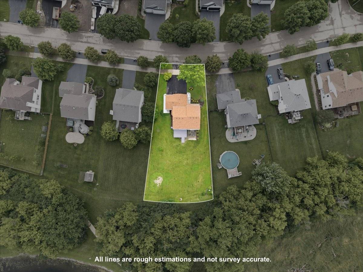 1236 Noble DR, Port Barrington, IL 60010