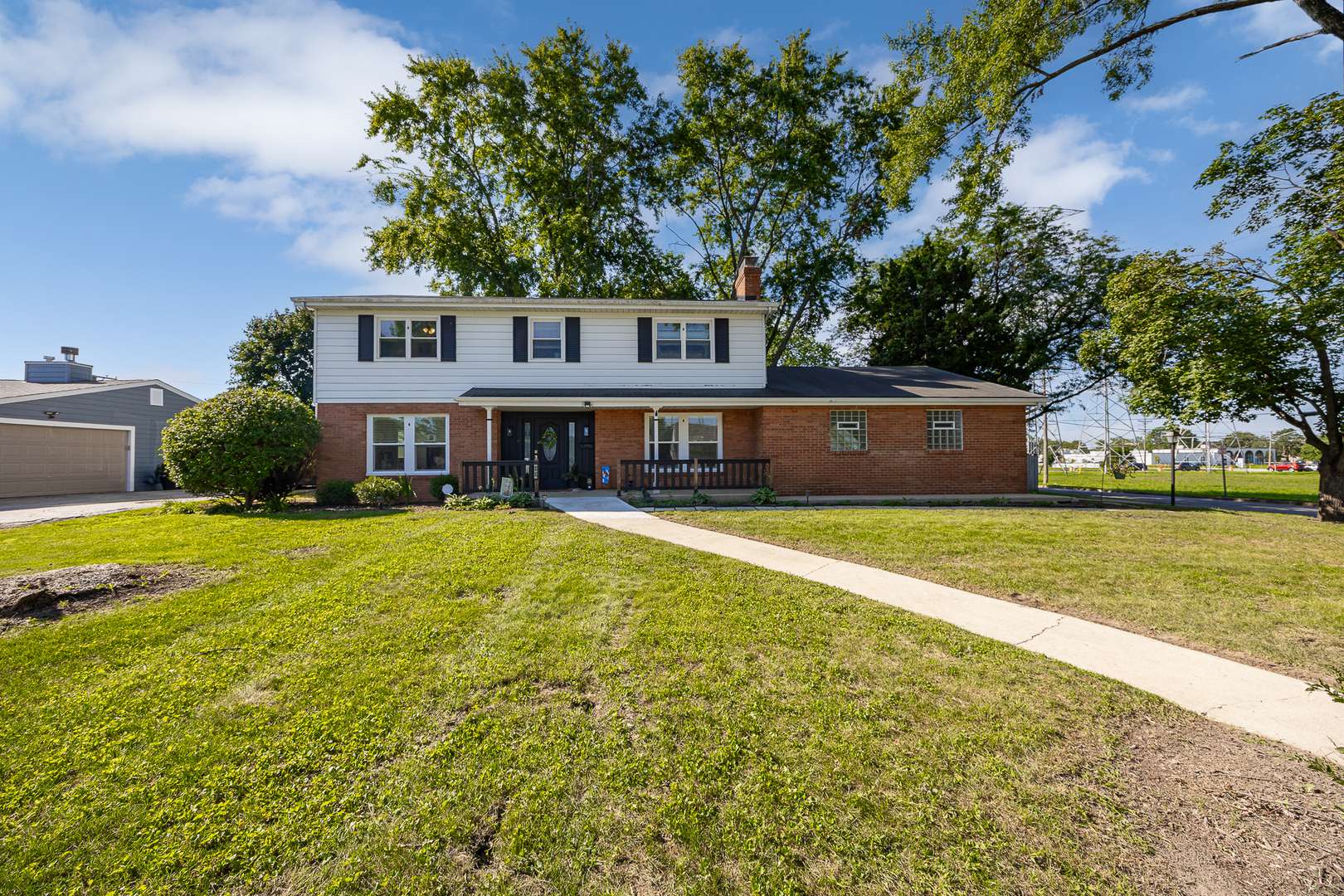 1914 W Acres RD, Joliet, IL 60435