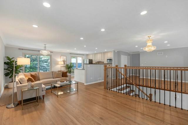 112 LILAC LN, Buffalo Grove, IL 60089