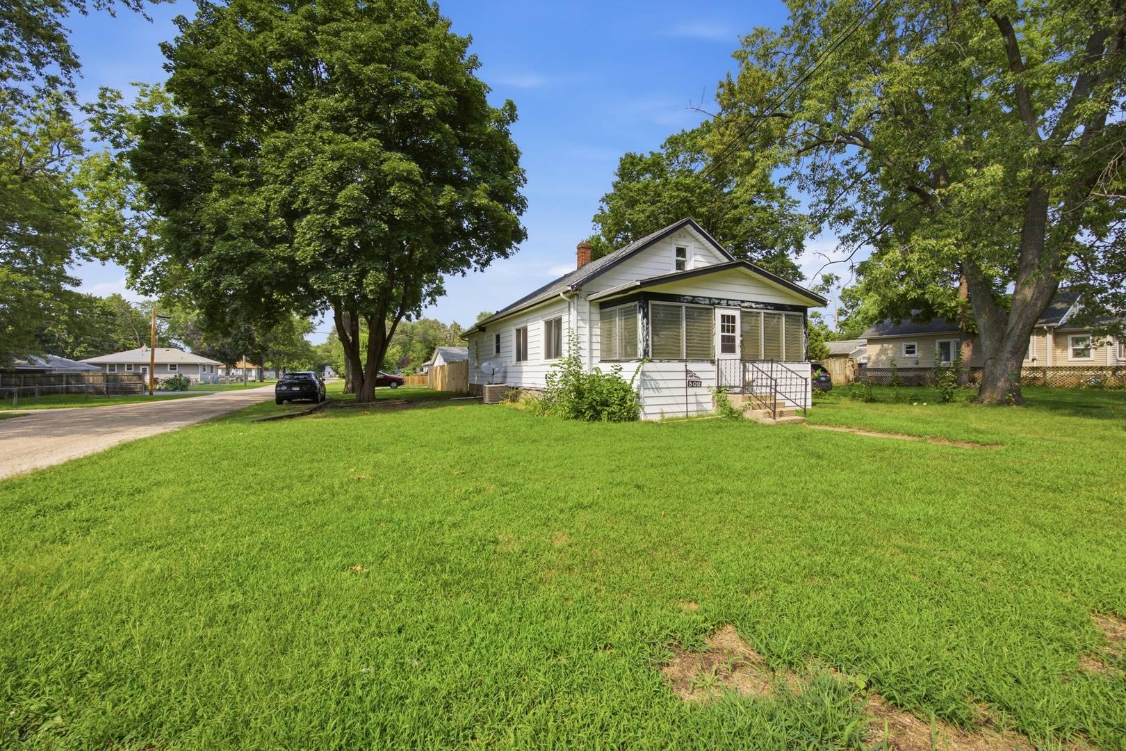 502 Barnum RD, Rockford, IL 61109