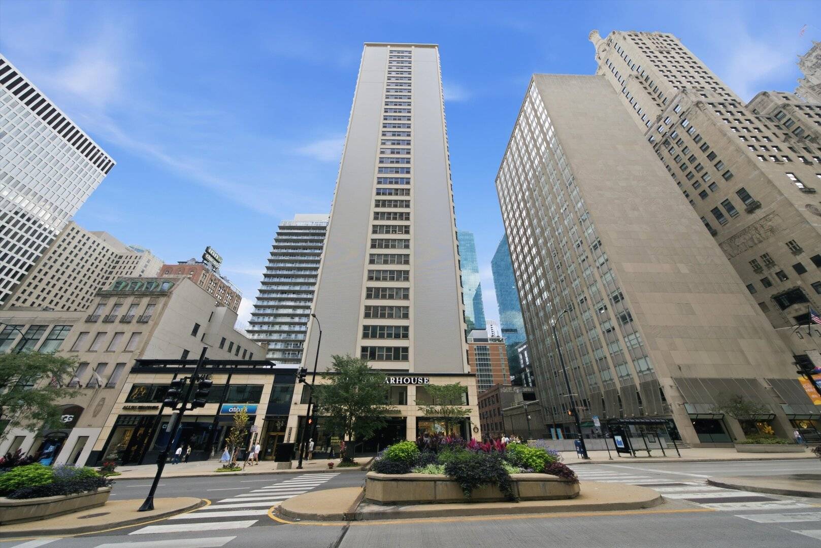 535 N MICHIGAN AVE #1009, Chicago, IL 60611