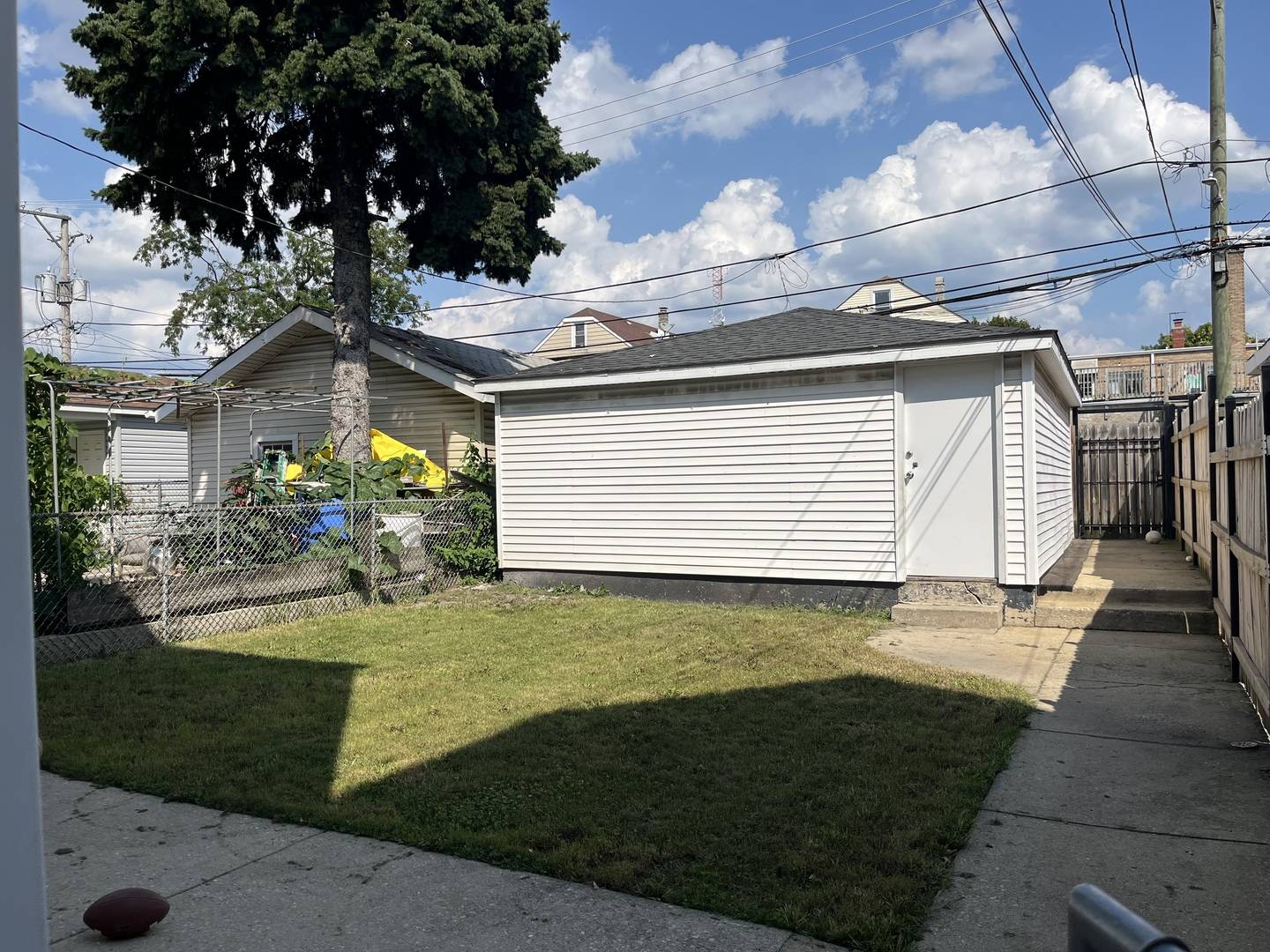 4345 S Artesian AVE #bsmt, Chicago, IL 60632