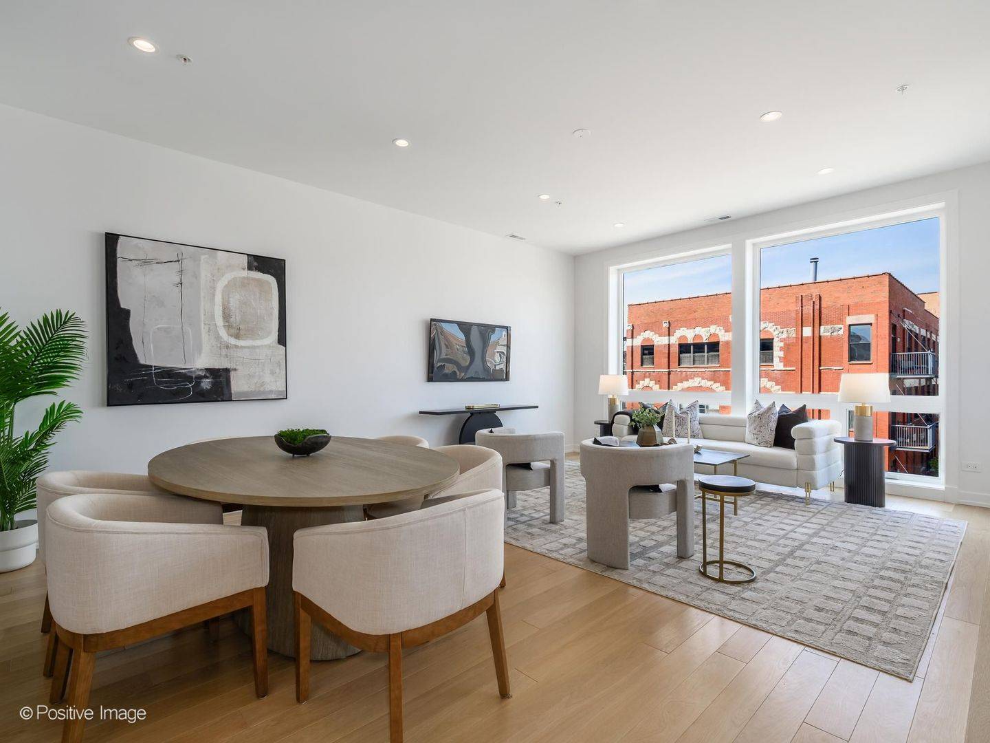 1345 W Grand AVE #4N, Chicago, IL 60642