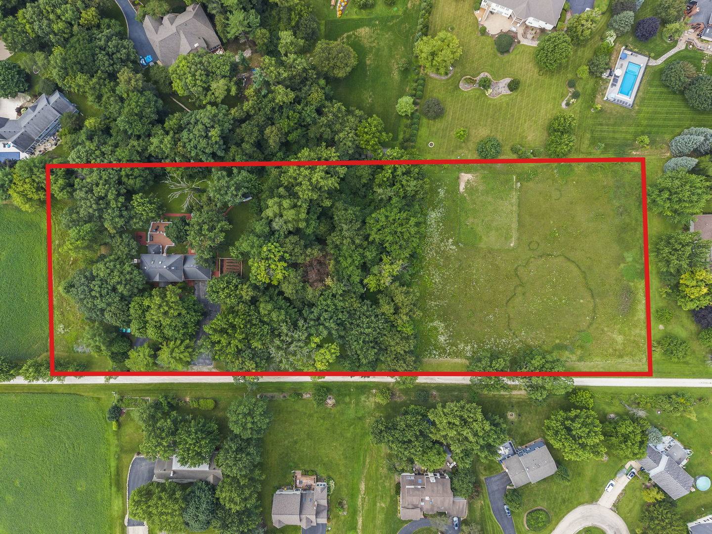 43W001 Empire RD, St. Charles, IL 60175