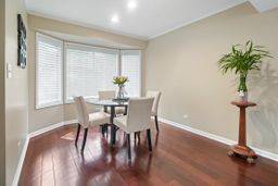 28 Hampton ST, Cary, IL 60013