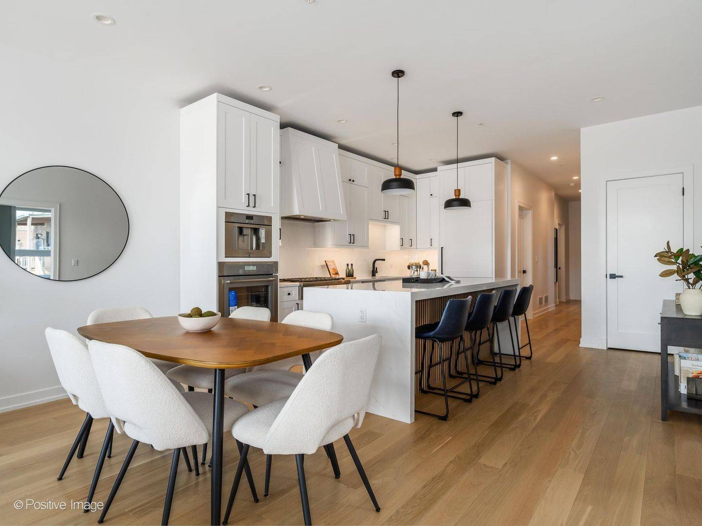 1345 W Grand AVE #3S, Chicago, IL 60642