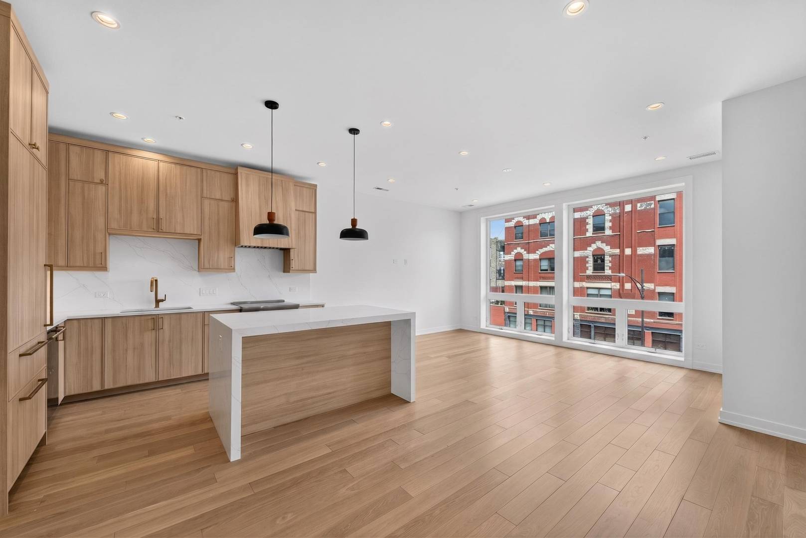 1345 W Grand AVE #2N, Chicago, IL 60642
