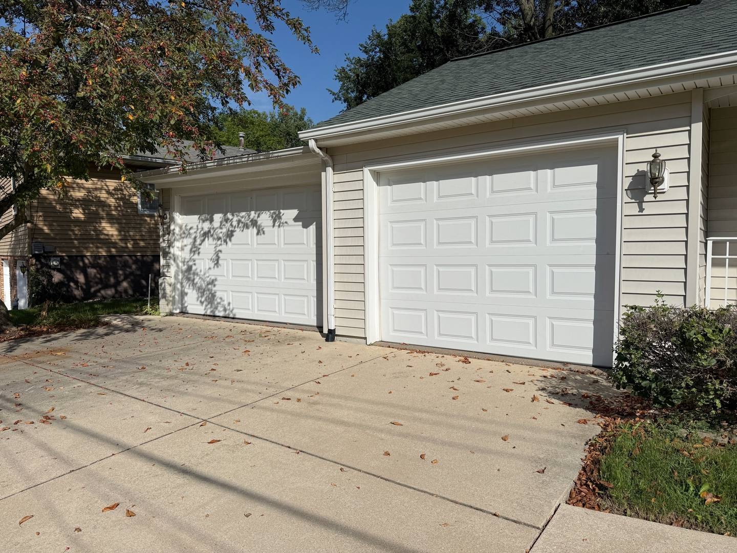 709 36th AVE, East Moline, IL 61244
