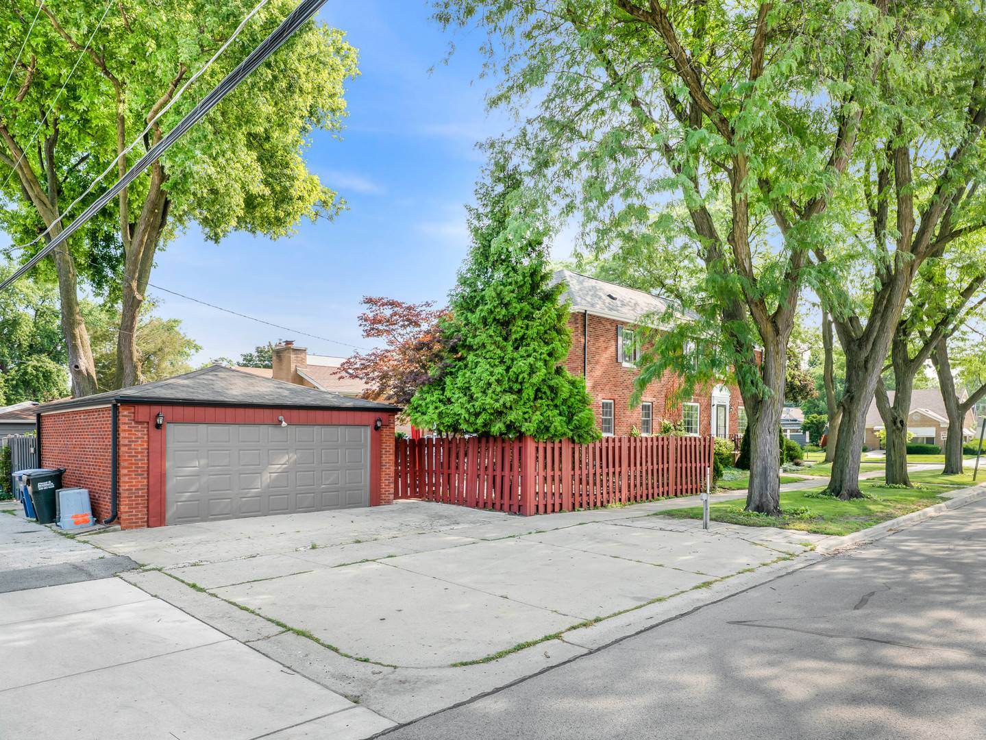 7500 W Wabansia AVE, Elmwood Park, IL 60707