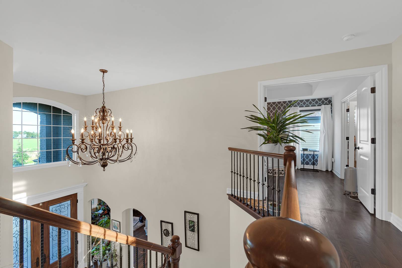 4503 Sassafras LN, Naperville, IL 60564