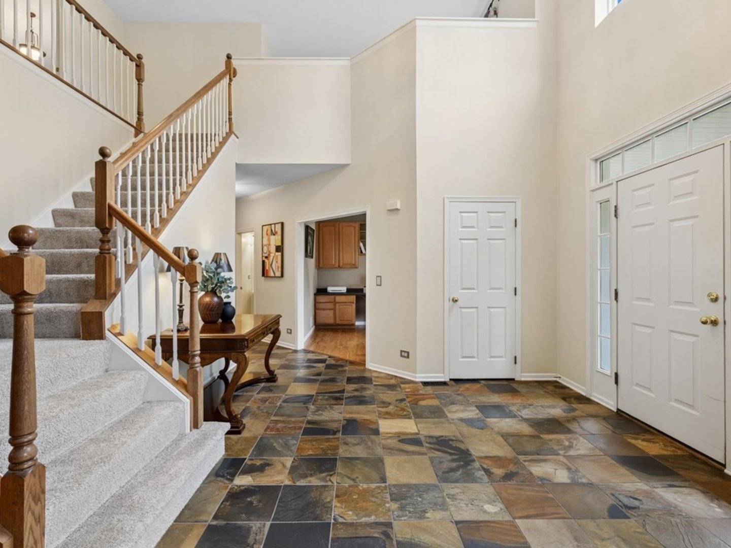260 Summerdale LN, Algonquin, IL 60102