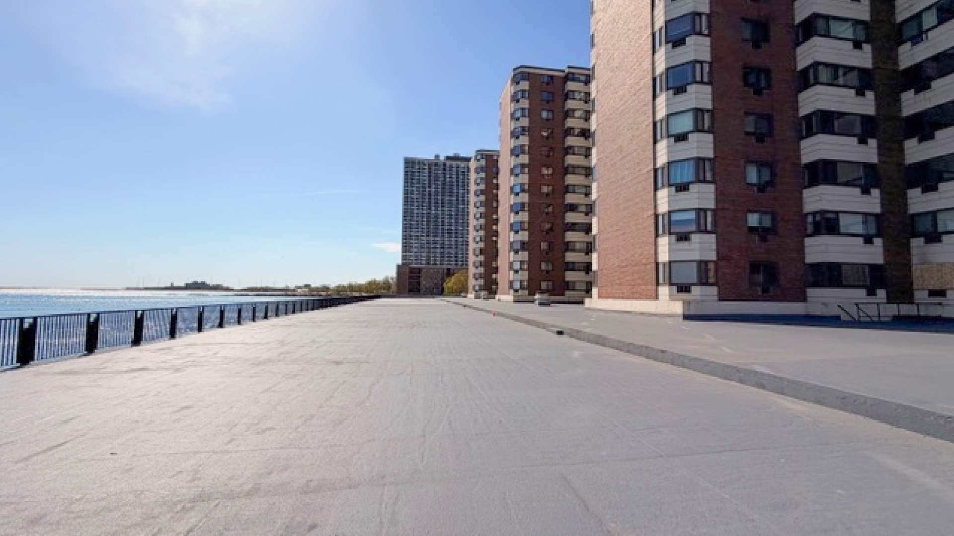7337 S South Shore DR #1411, Chicago, IL 60649