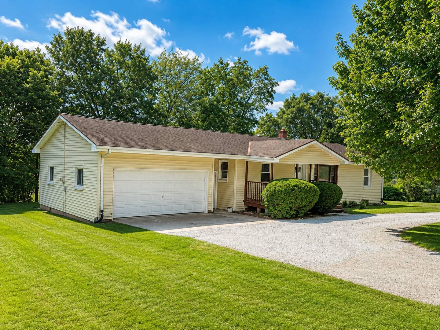 1846 N 2753rd RD, Ottawa, IL 61350