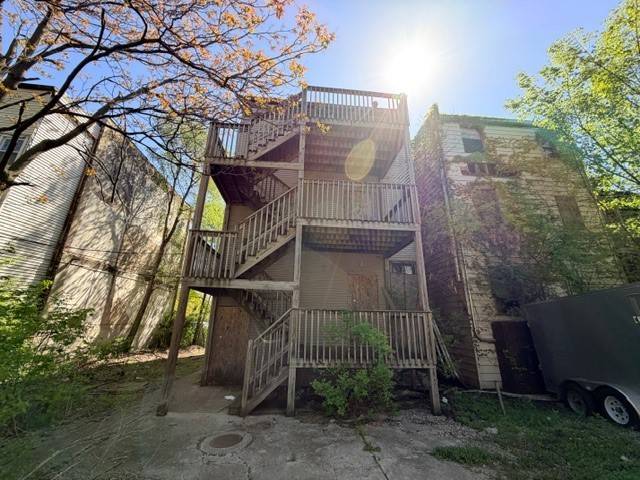 10522 S MARYLAND AVE, Chicago, IL 60628