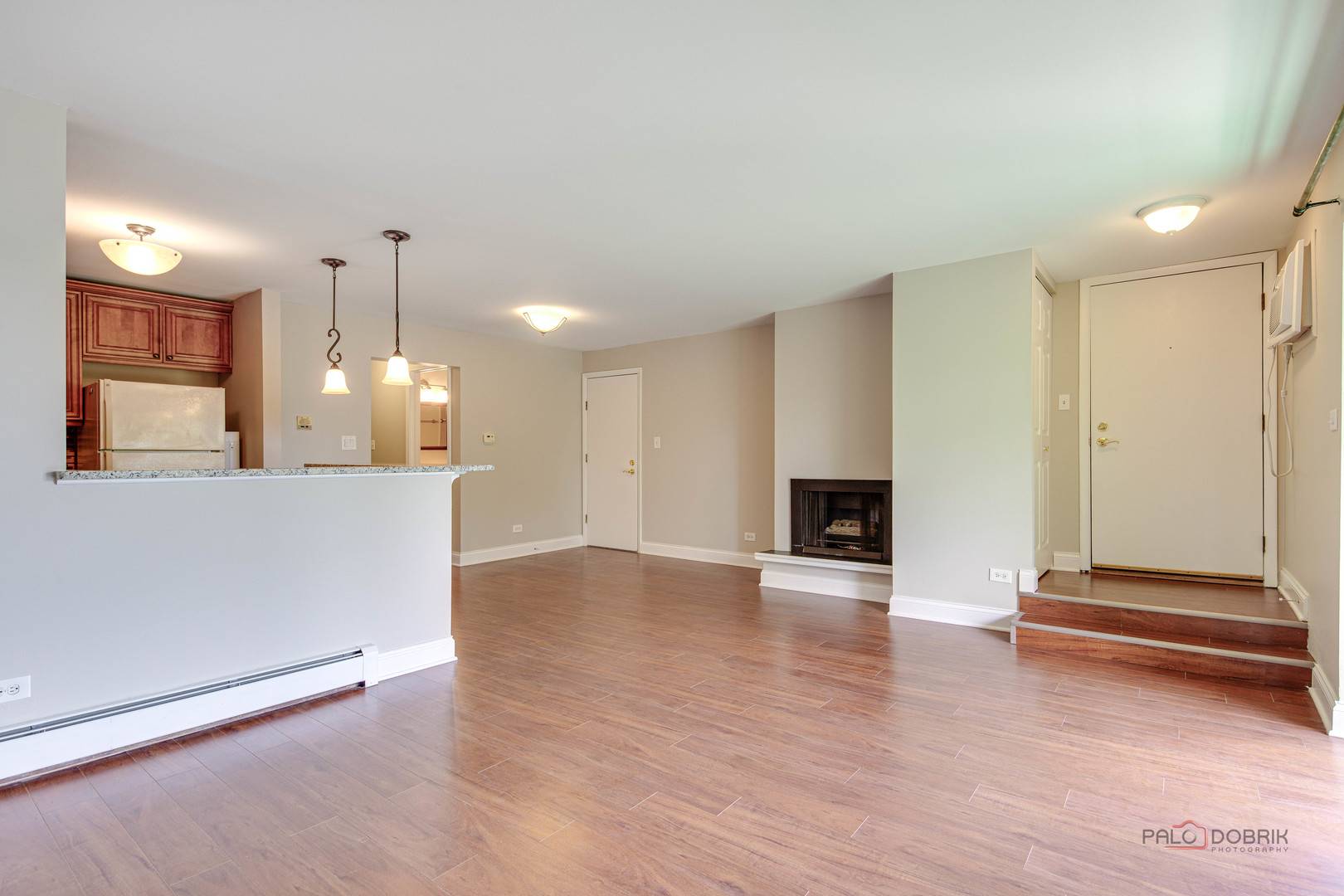 829 S Dwyer AVE #E, Arlington Heights, IL 60005