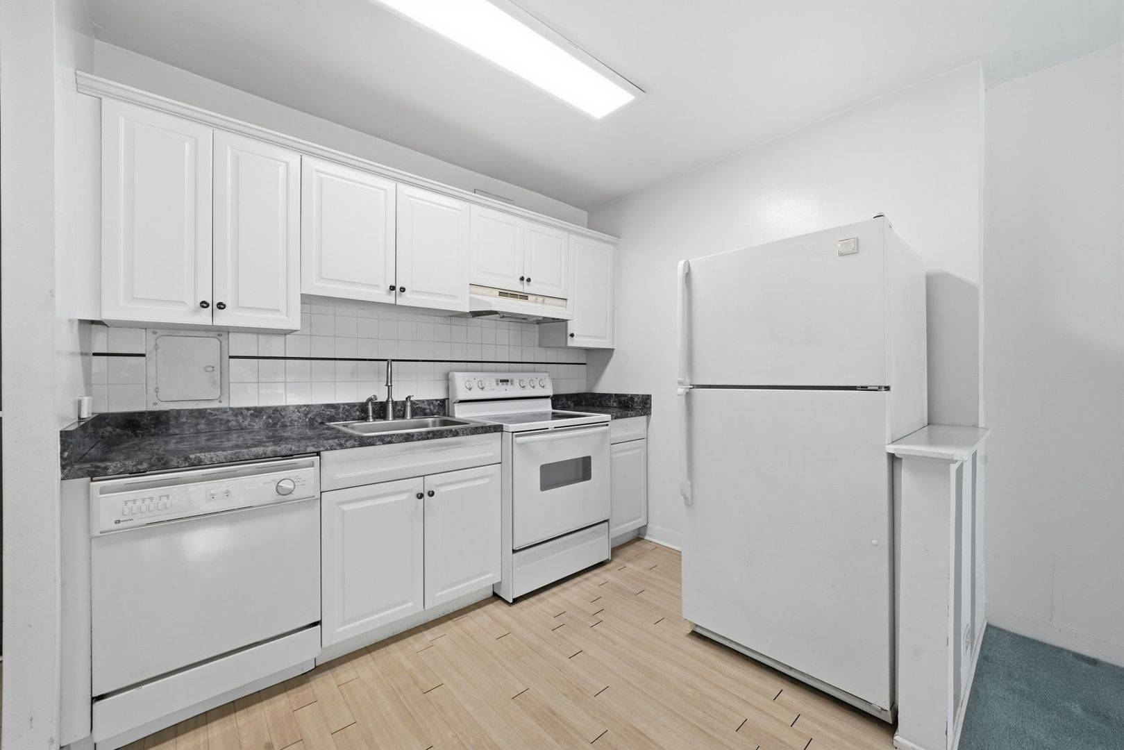535 N Michigan AVE #2305, Chicago, IL 60611