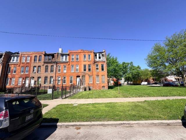 10506 S Maryland AVE, Chicago, IL 60628