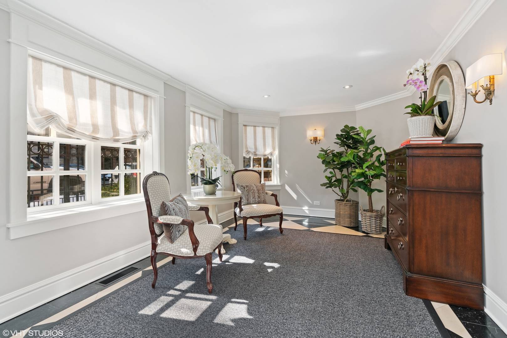 38 E Elm ST, Chicago, IL 60611