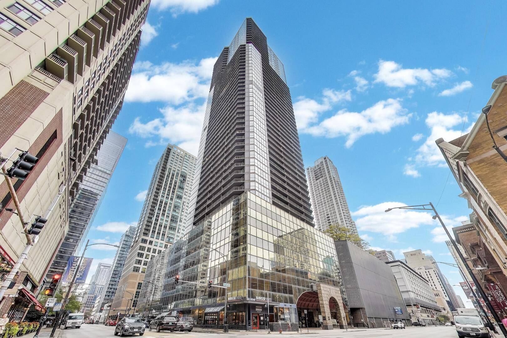 10 E Ontario ST #1303, Chicago, IL 60611