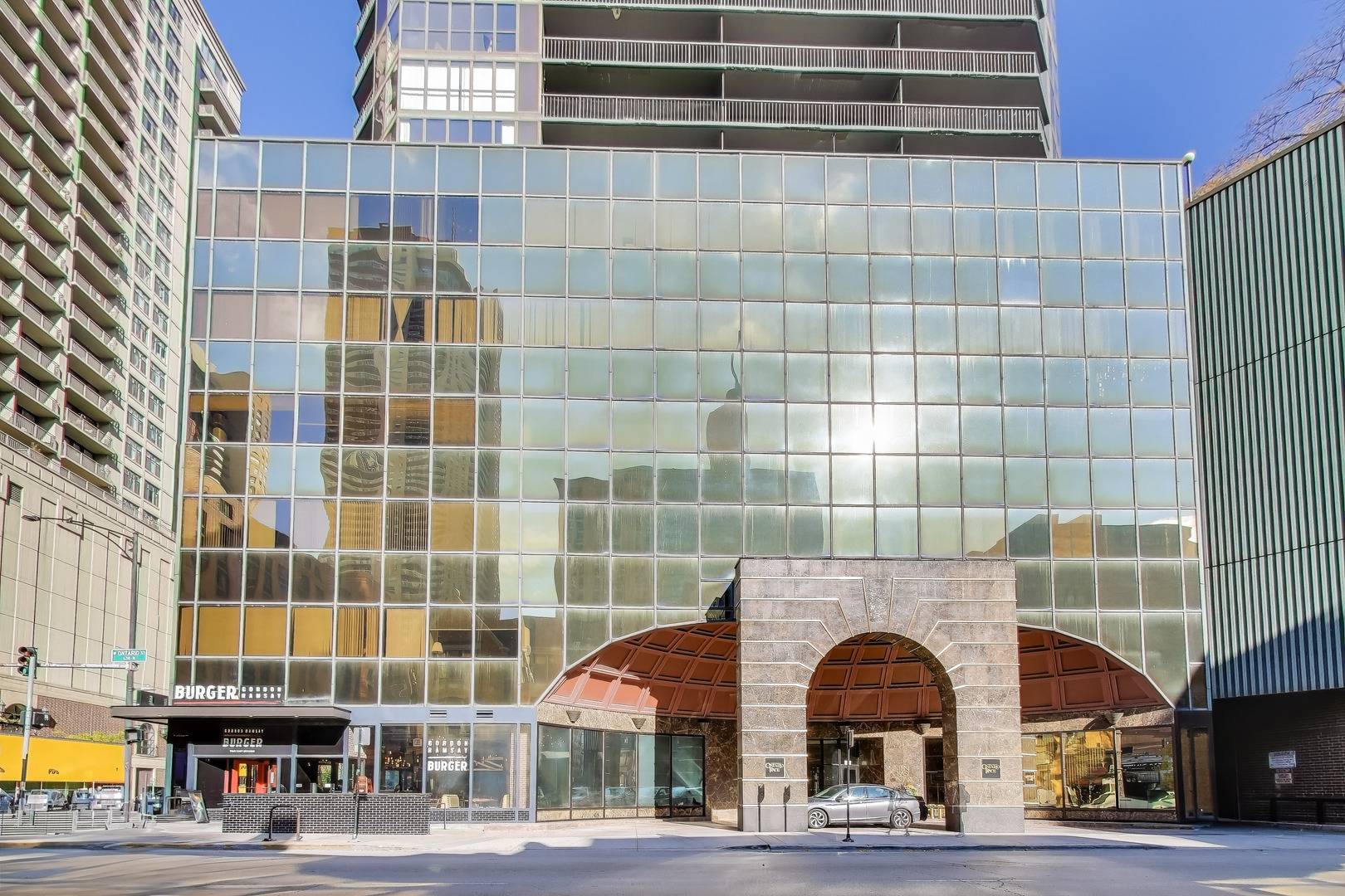 10 E Ontario ST #1303, Chicago, IL 60611