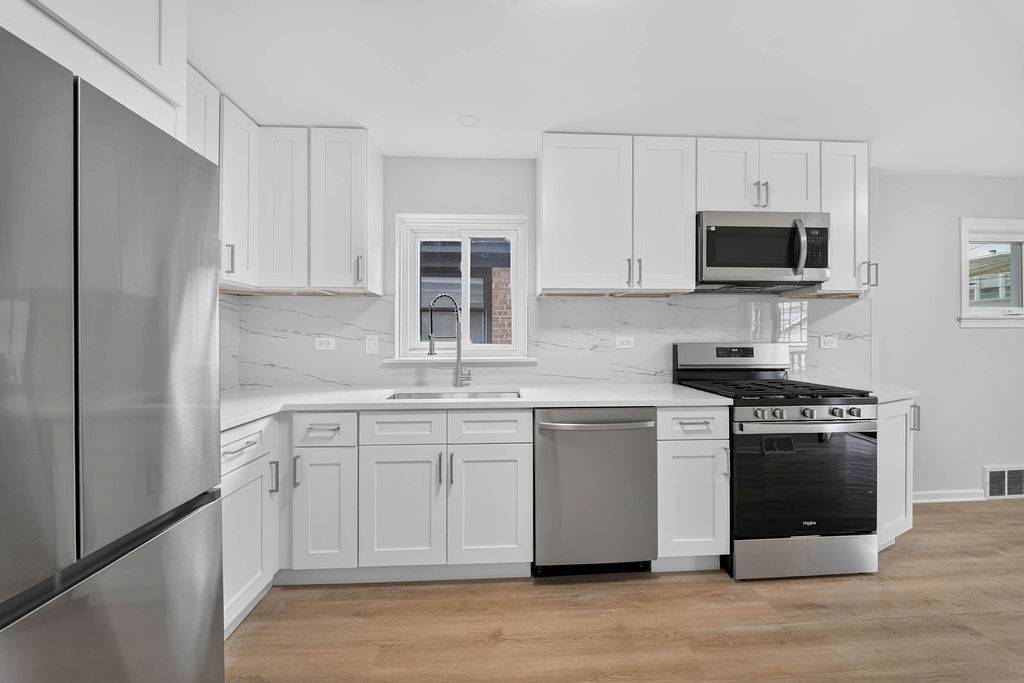 5624 S Merrimac AVE, Chicago, IL 60638