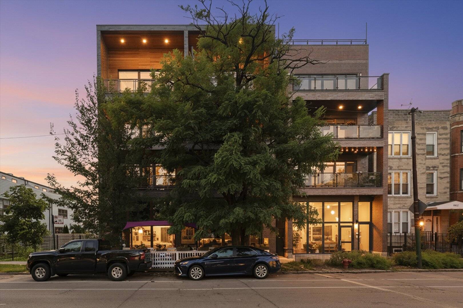 934 N California AVE #4N, Chicago, IL 60622