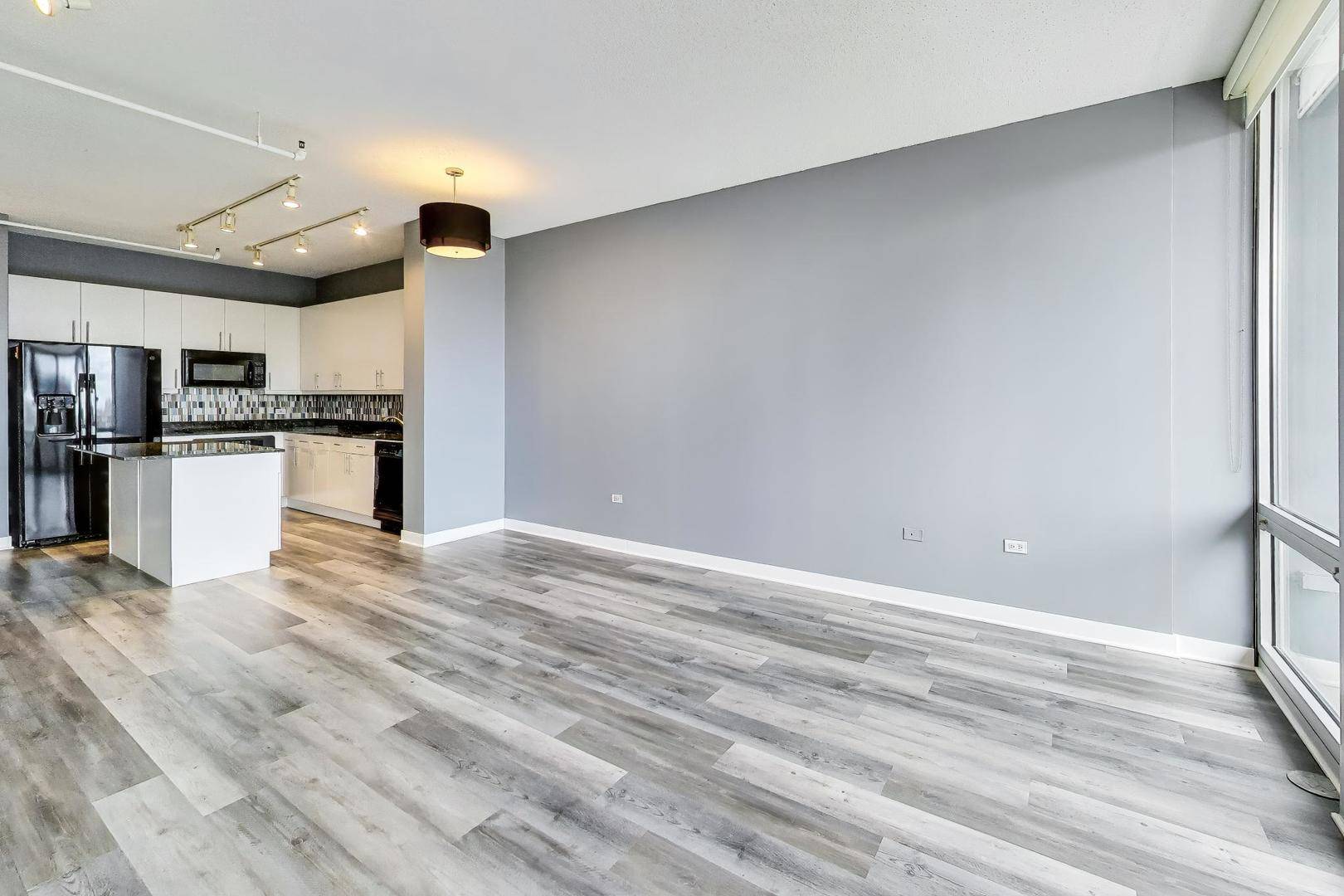 737 W WASHINGTON BLVD #1109, Chicago, IL 60661