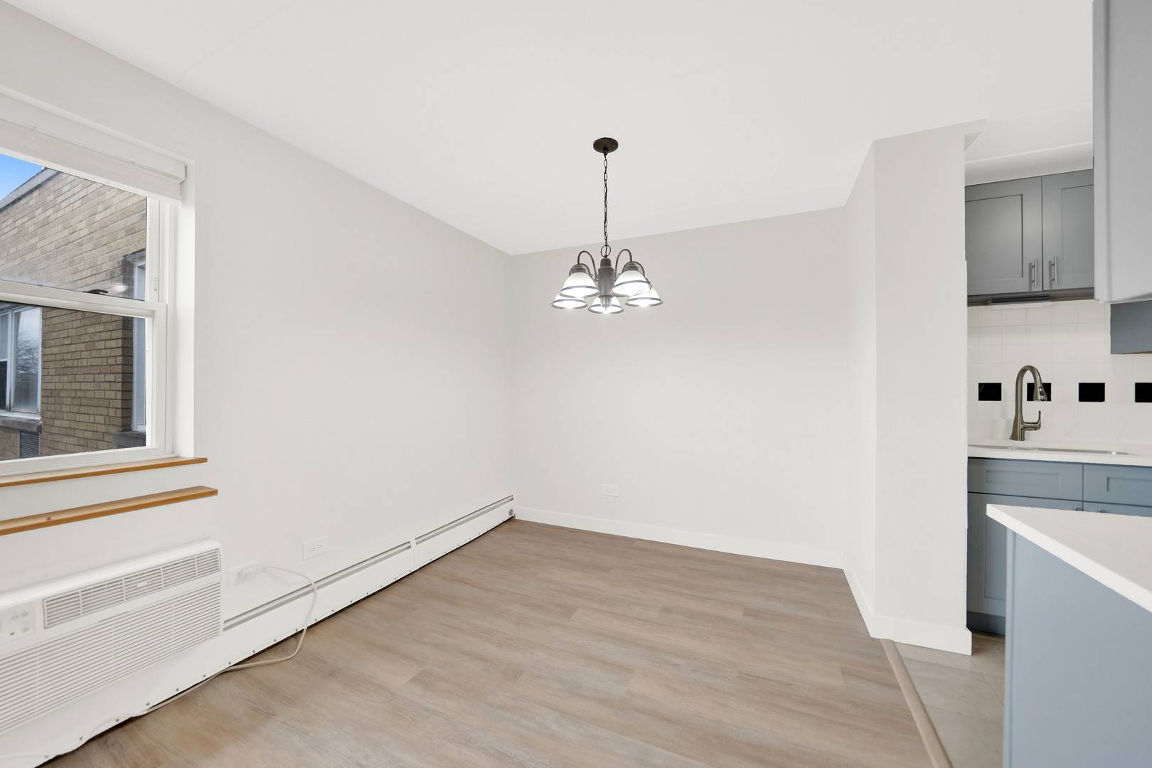 6161 N Hoyne AVE #504, Chicago, IL 60659