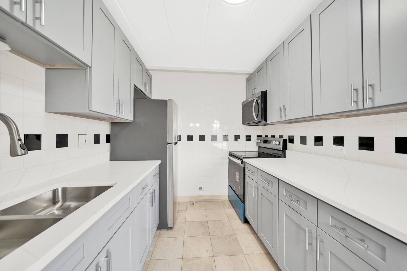 6161 N Hoyne AVE #504, Chicago, IL 60659