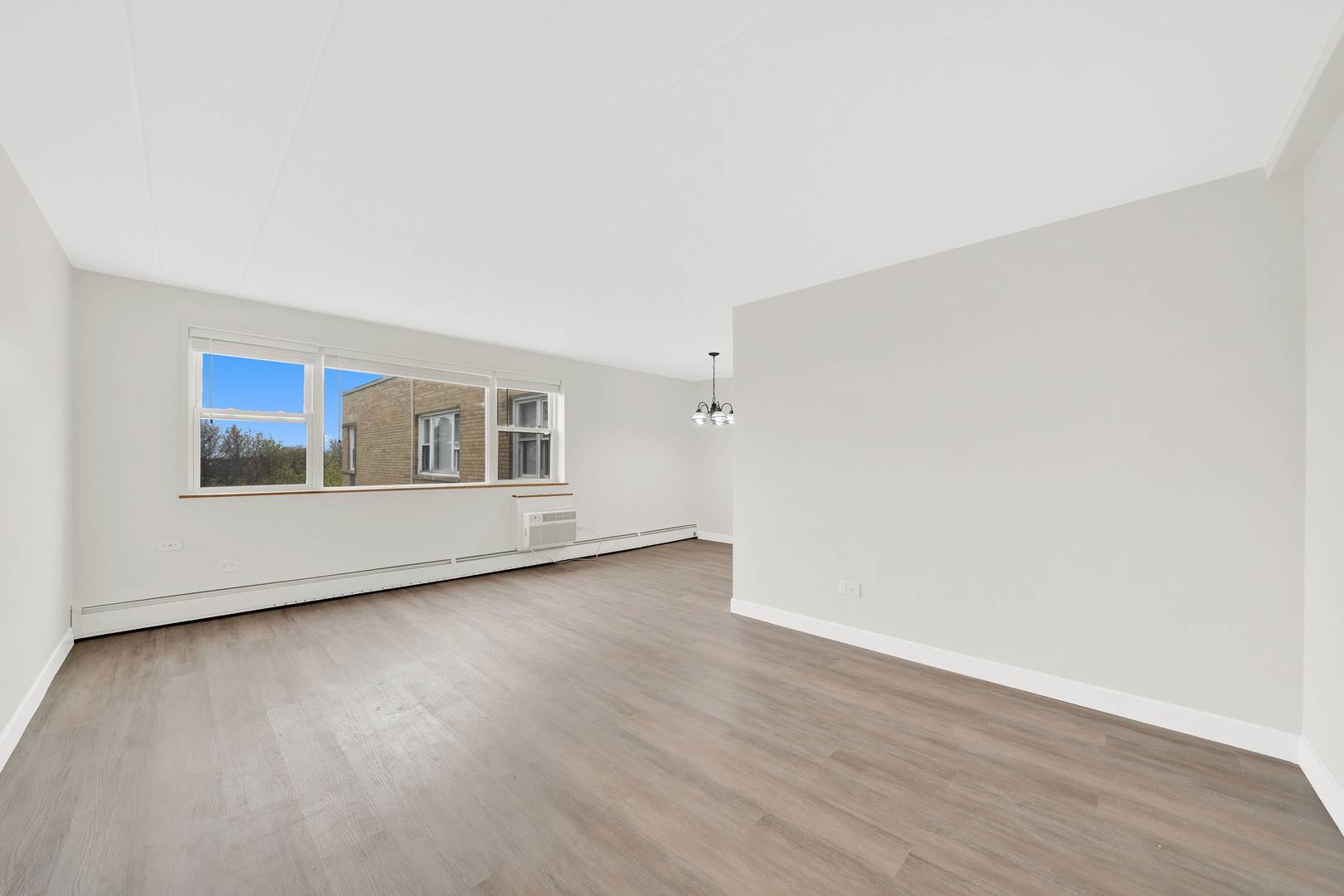 6161 N Hoyne AVE #504, Chicago, IL 60659