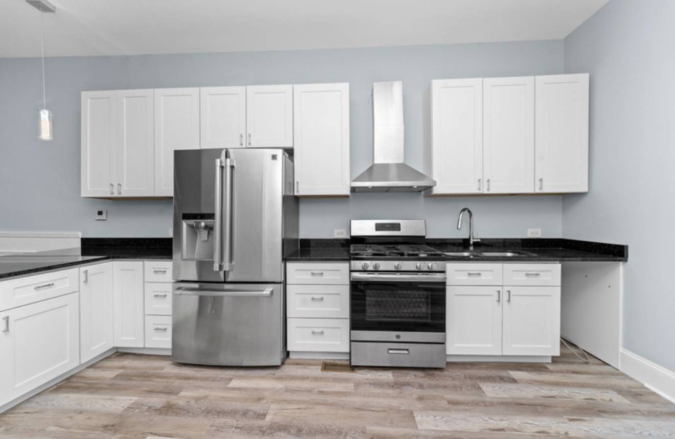 4329 S Wood ST, Chicago, IL 60609