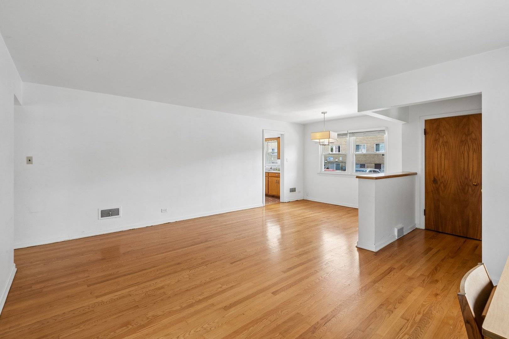 214 Rockford AVE, Forest Park, IL 60130