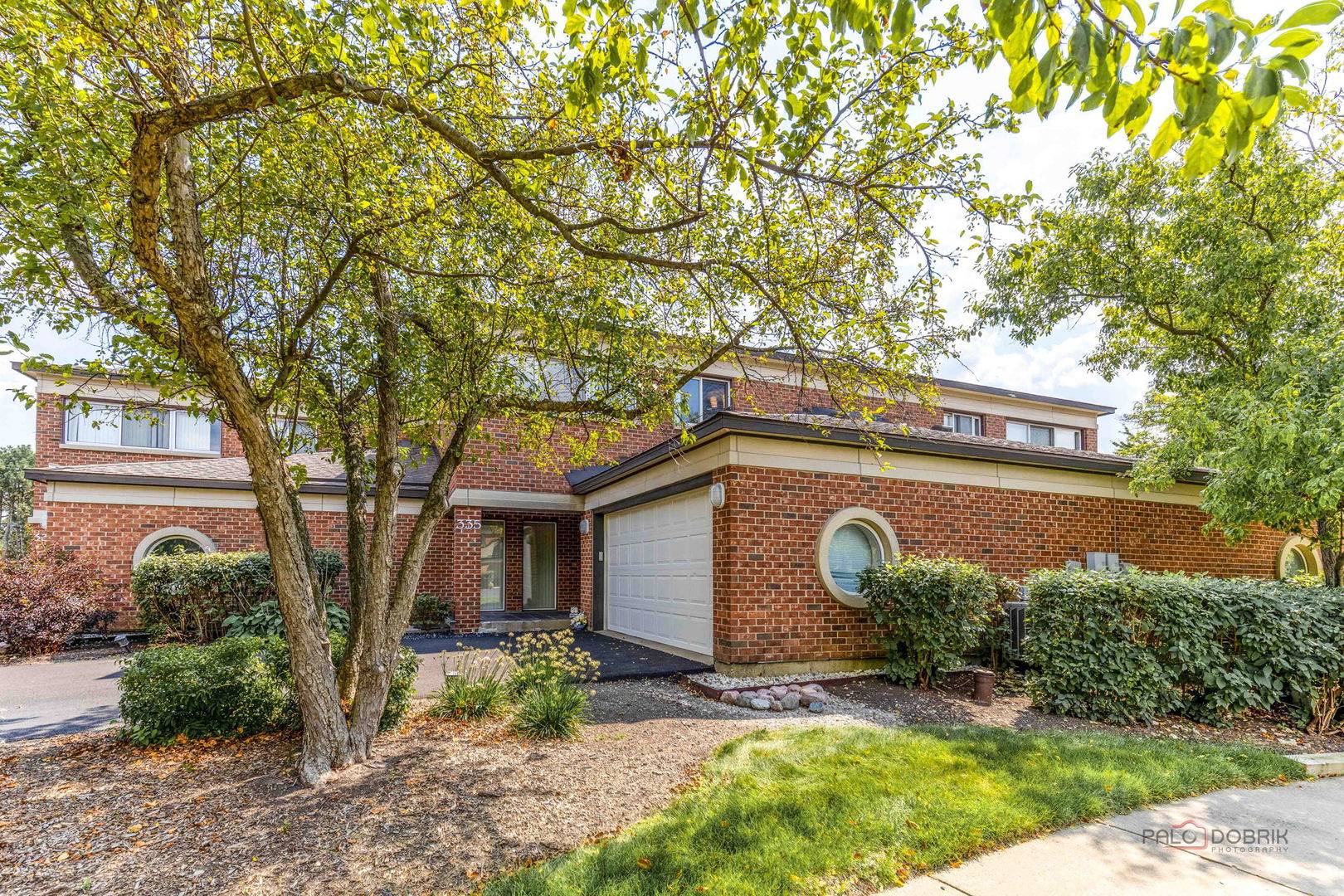 335 Milford RD, Deerfield, IL 60015