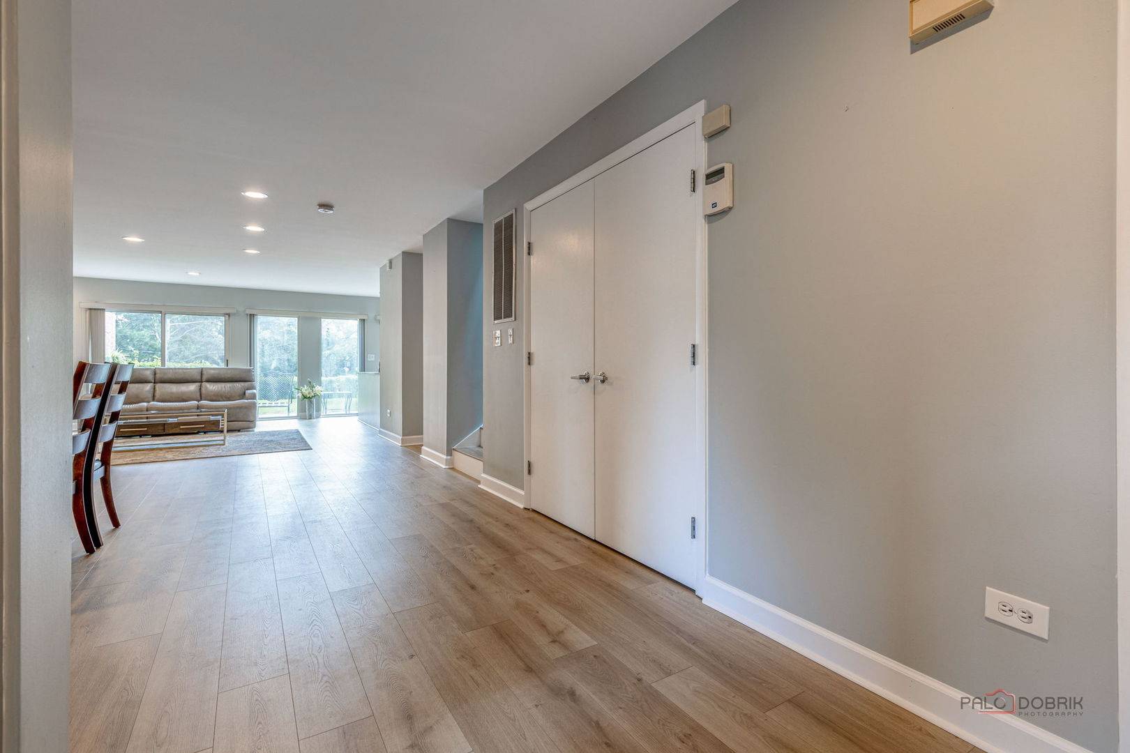 335 Milford RD, Deerfield, IL 60015