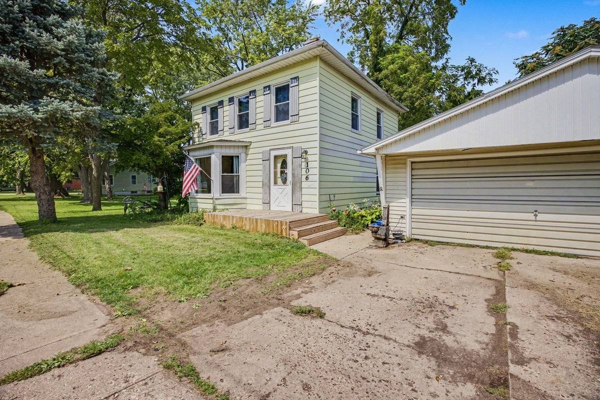 106 E Front ST, Granville, IL 61326