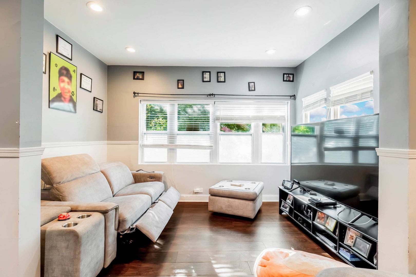 17 N Pine AVE, Chicago, IL 60644