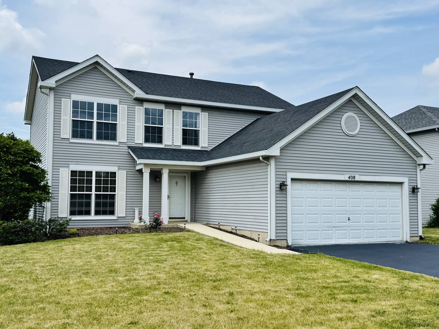 408 Clifton LN, Bolingbrook, IL 60440