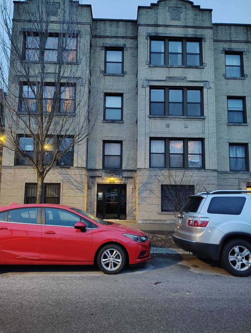 3149 W Wellington AVE #1, Chicago, IL 60618